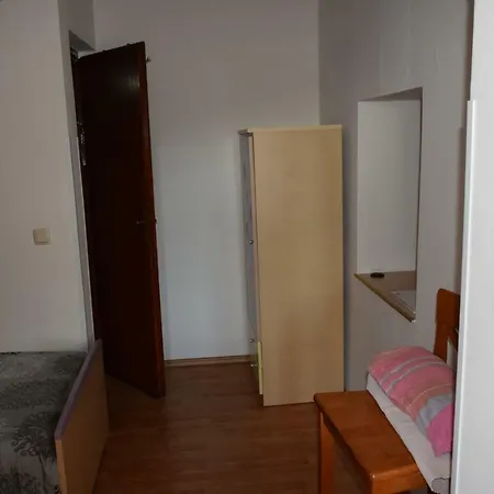Hana Štinjan